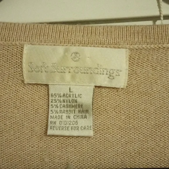 Soft surroundings sweater - Picture 2 of 2